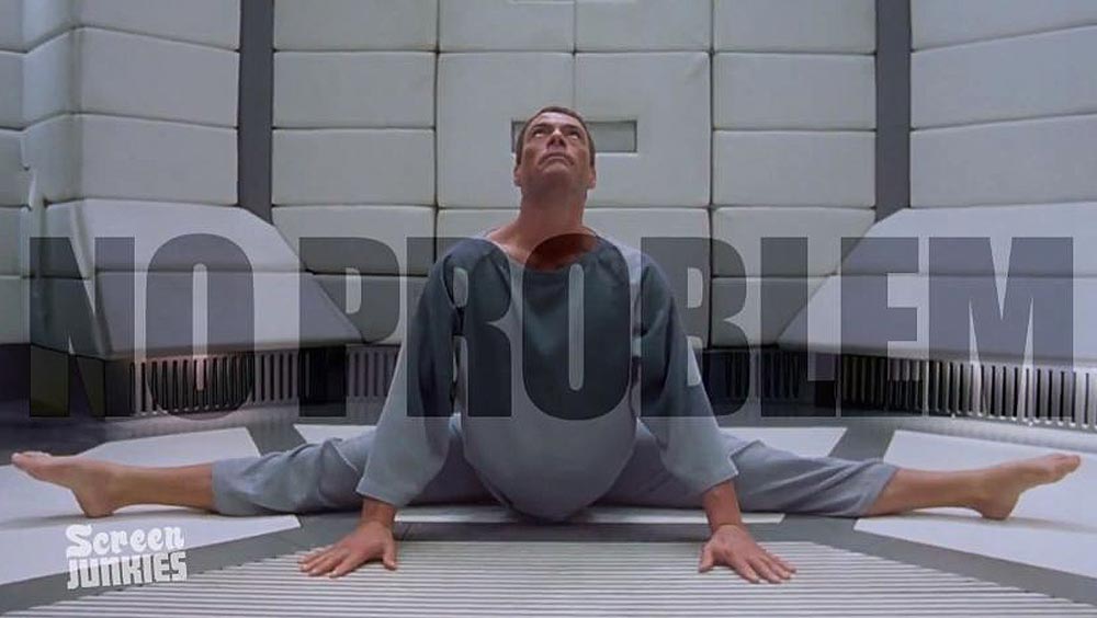Clip des Tages: Most Epic Van Damme Splits Ever